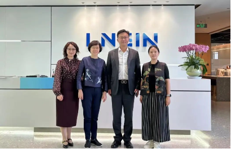 中国玩协领导莅临尊龙凯时人生就是搏z6com，共探AI玩具产业标准升级之路